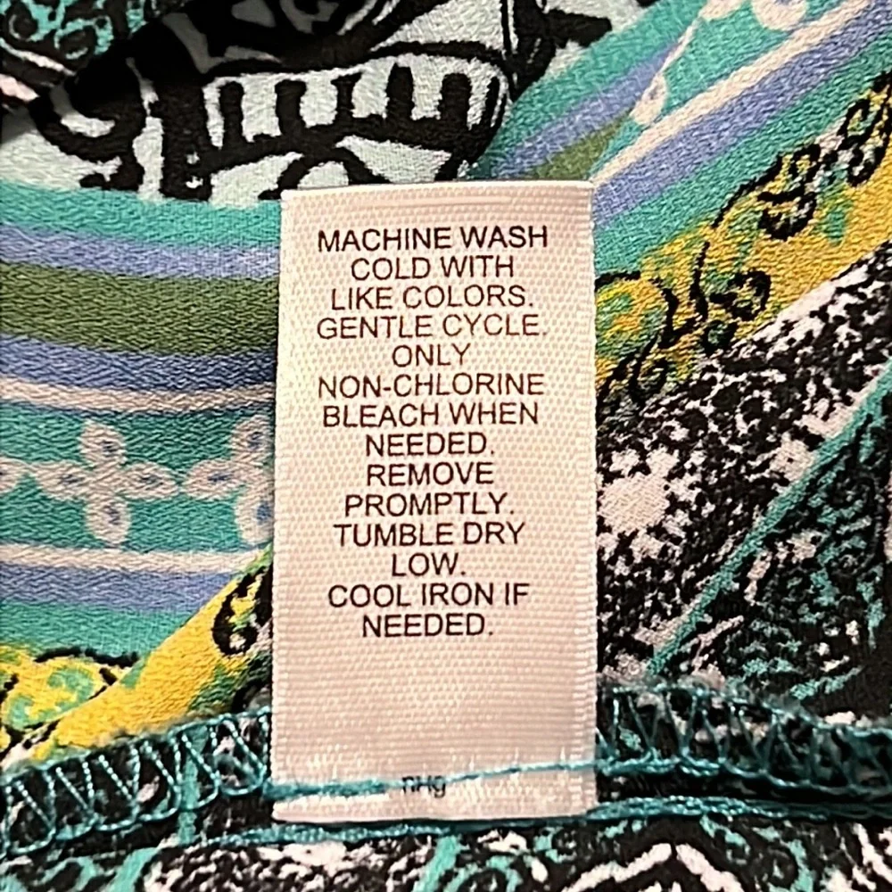 CATO womens plus size 22/24W blouse 3/4 sleeves geometric pattern green yellow - Picture 7 of 9